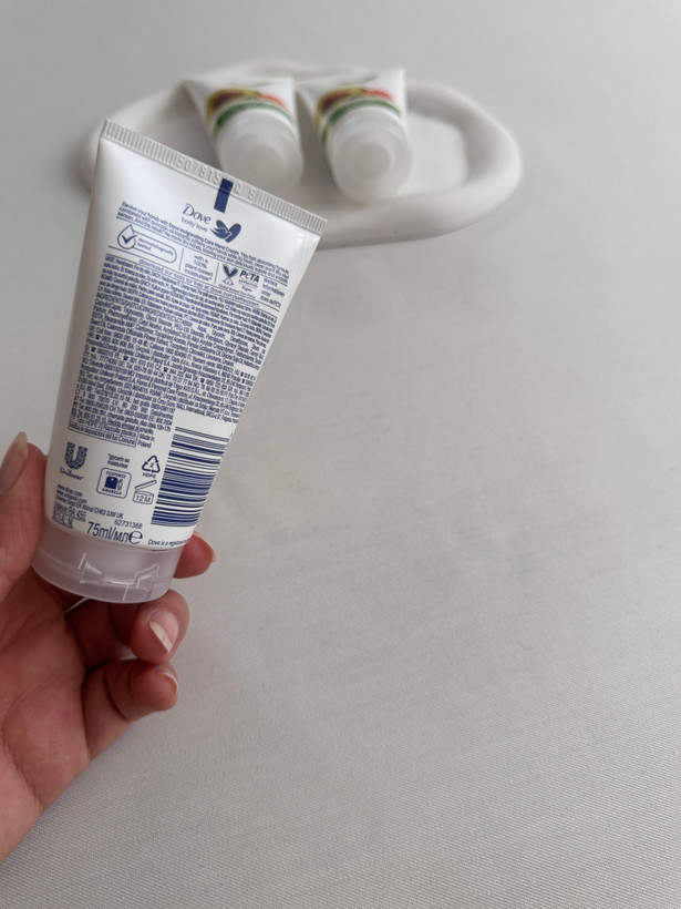 کرم دست داو Body Love Invigorating Care حاوی روغن آووکادو و عصاره کالاندولا 75 میل