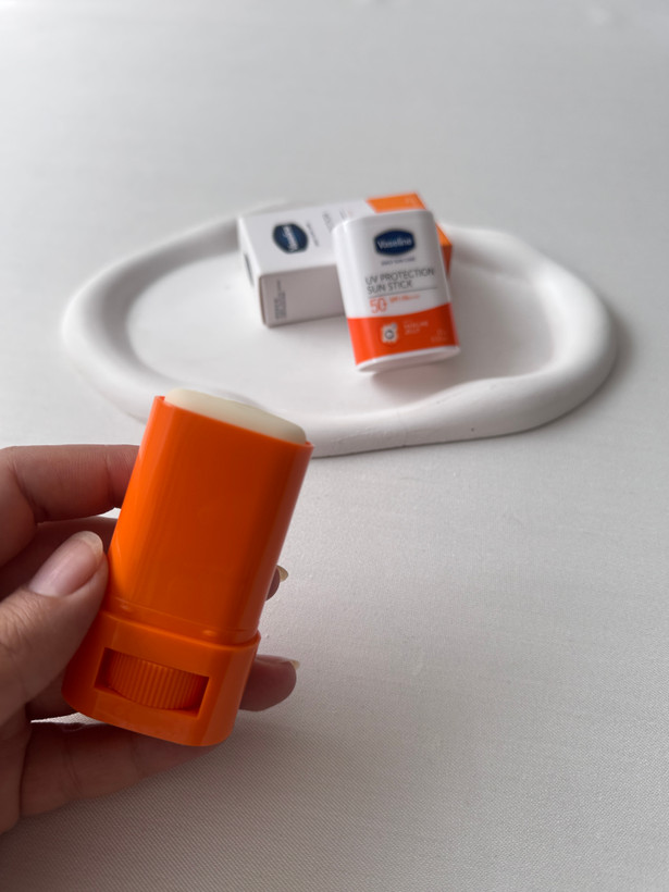 ضدآفتاب استیکی وازلین SPF50+ PA++++
